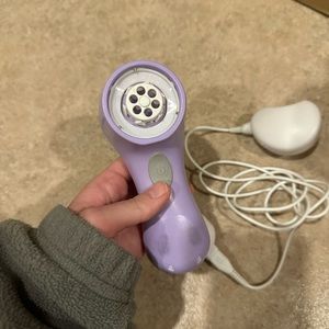 Clarisonic mia 2 facial cleansing brush